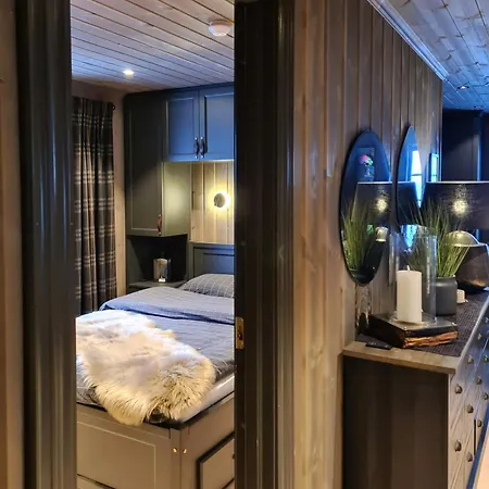 Modern With Inout In Great Area Casa de Férias