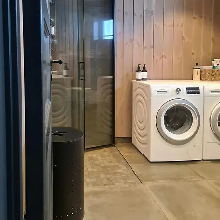 Vakantiehuis Modern With Inout In Great Area